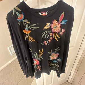 Johnny Was Embroidered Floral Long-Sleeve Top - Black and floral